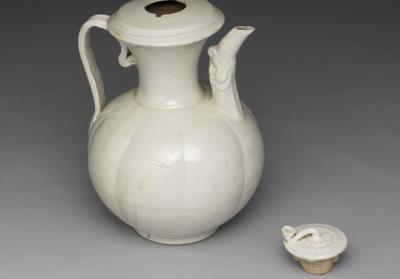 图片[2]-Ewer with dragon spout, Ding ware, Northern Song dynasty, 10th century-China Archive